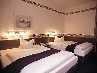 Otel Amber Econtel 3*