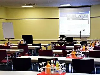 Otel Amber Econtel 3*