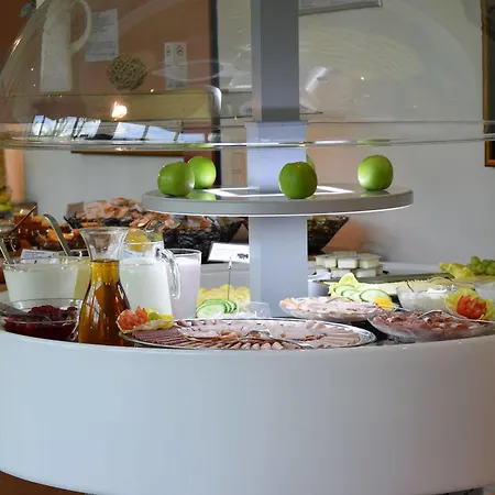 Otel Amber Econtel Münih