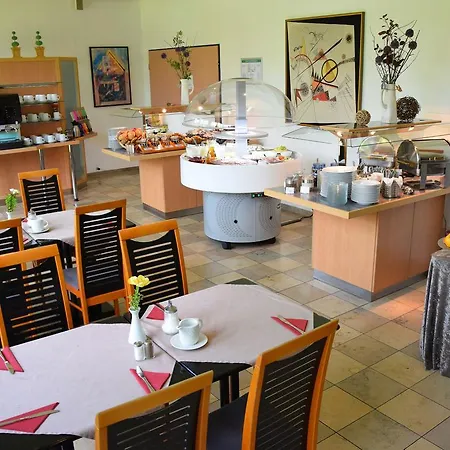 Hotel Amber Econtel 3*
