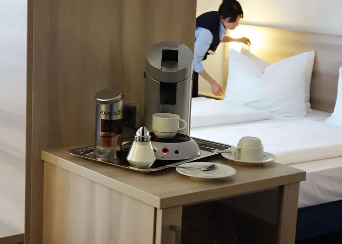 Otel Amber Econtel