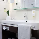 Amber Econtel Hotel